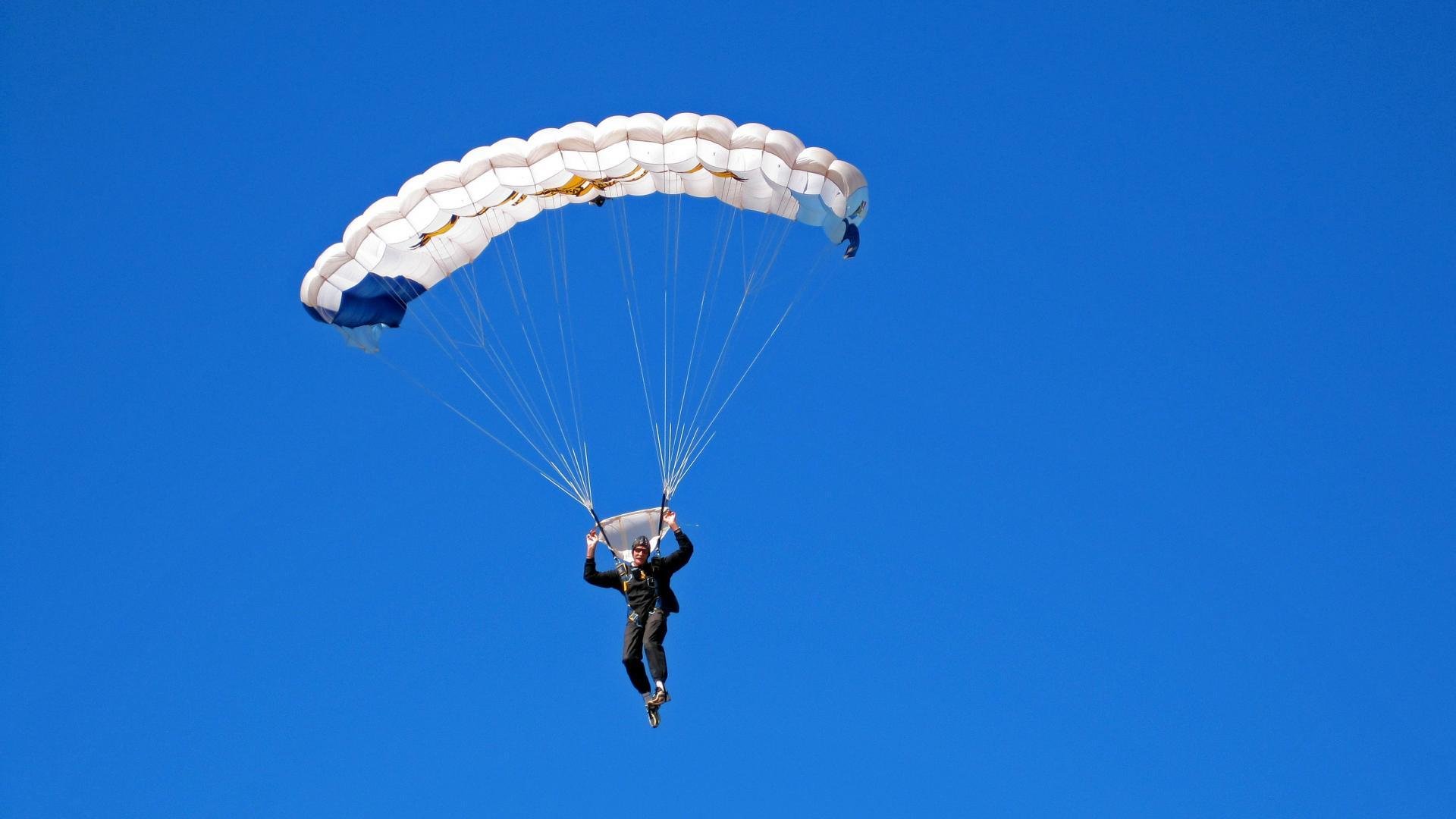 开云体育官网登入-中国男篮保持专注力 精准执行赛前部署，聊聊中国男篮