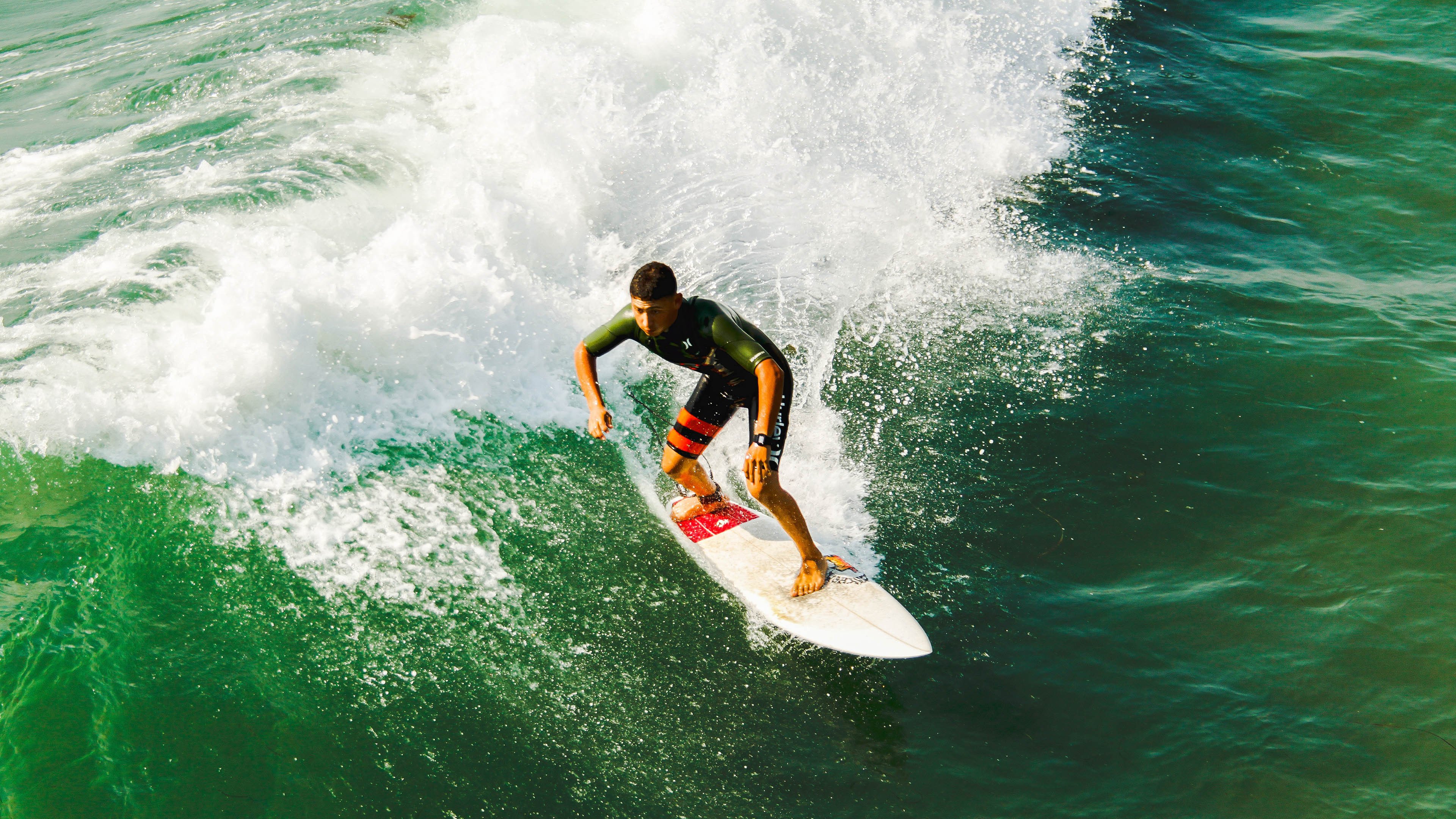 开云体育官网上-五大联赛是否通过短时间爆发进攻控制比赛节奏，五大联赛的打法风格